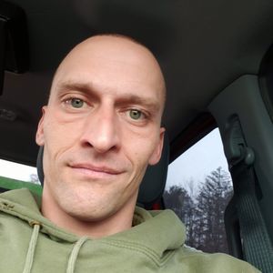 Meet your Posher, Stanley